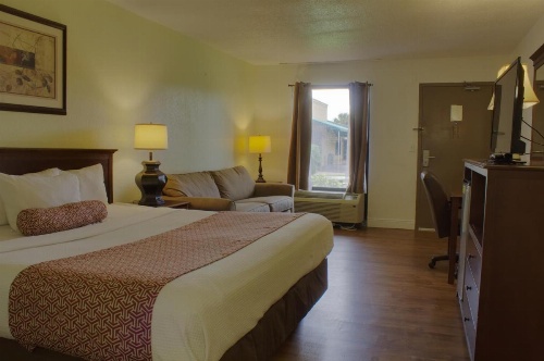 Winter Haven Gardens Inn image 13