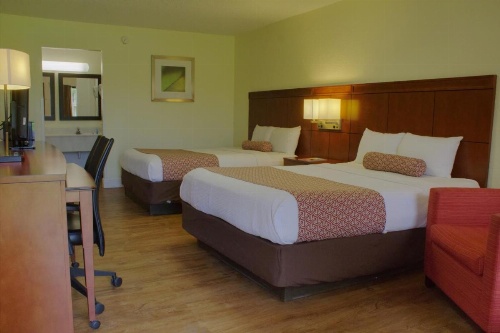 Winter Haven Gardens Inn image 22